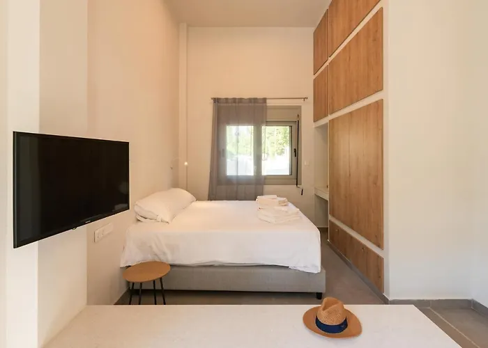 Lemontrees Residences Rhodes City