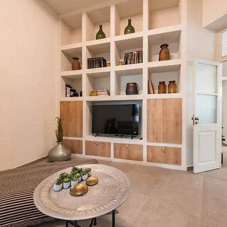 Lemontrees Residences Apartment Rhodes City