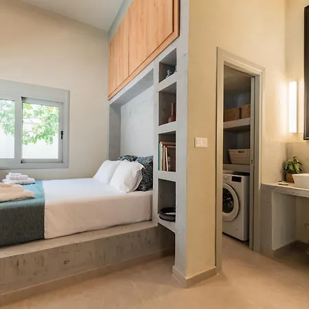 Lemontrees Residences Апартаменты