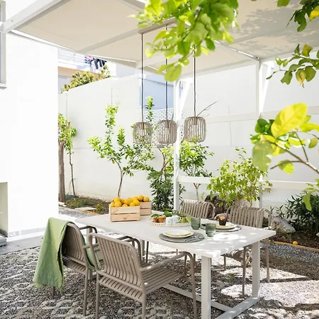 Apartment Lemontrees Residences Rhodes City