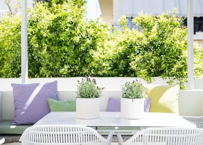 Lemontrees Residences * Rhodes City