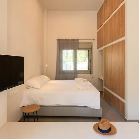 Lemontrees Residences Rhodes City